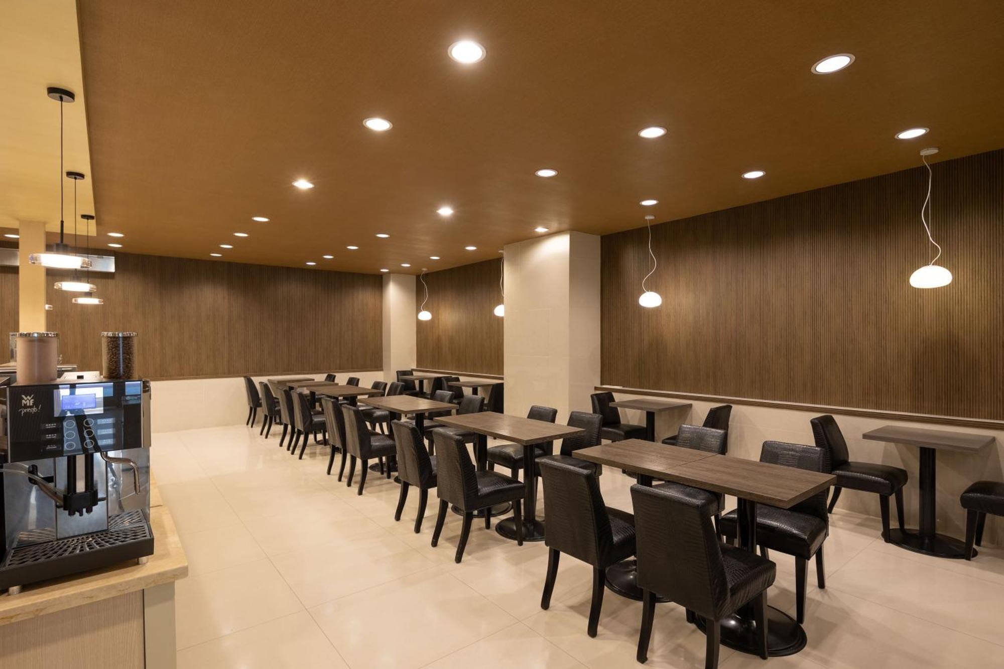 Kindness Hotel - Tainan Minsheng Екстер'єр фото